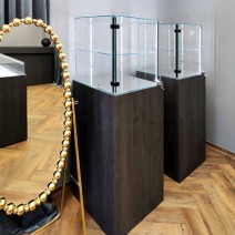 Prekybiniai_baldai_vitrinos_Kaunas_Diforma_33